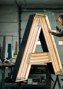 Ремонт вывесок под ключ