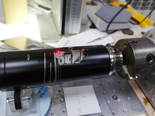 Гравировка на радиусных изделиях