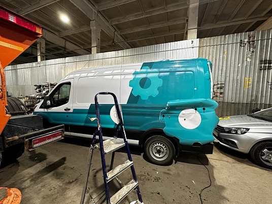 Брендирование Ford Transit