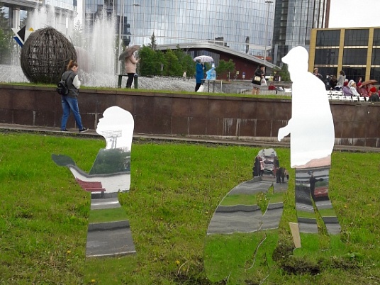 Зеркальные фигуры из алюм. композитной панели