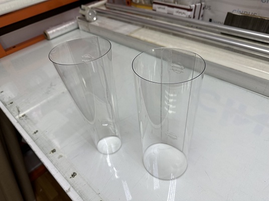 Труба из прозрачного пластика