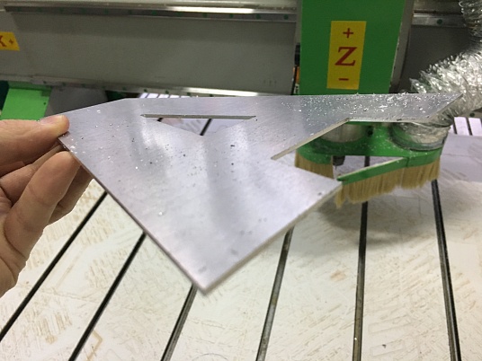 Фрезерная резка алюминия