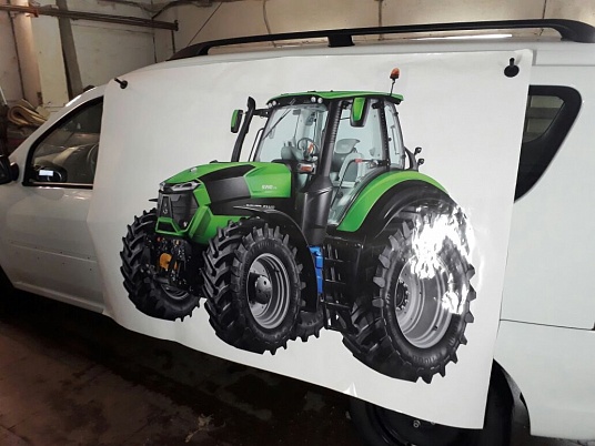 Реклама на автомобиль Лада Ларгус, для компании Агроснабжение