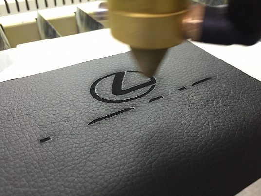 Гравировка на коже