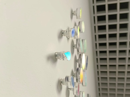 Голографические буквы